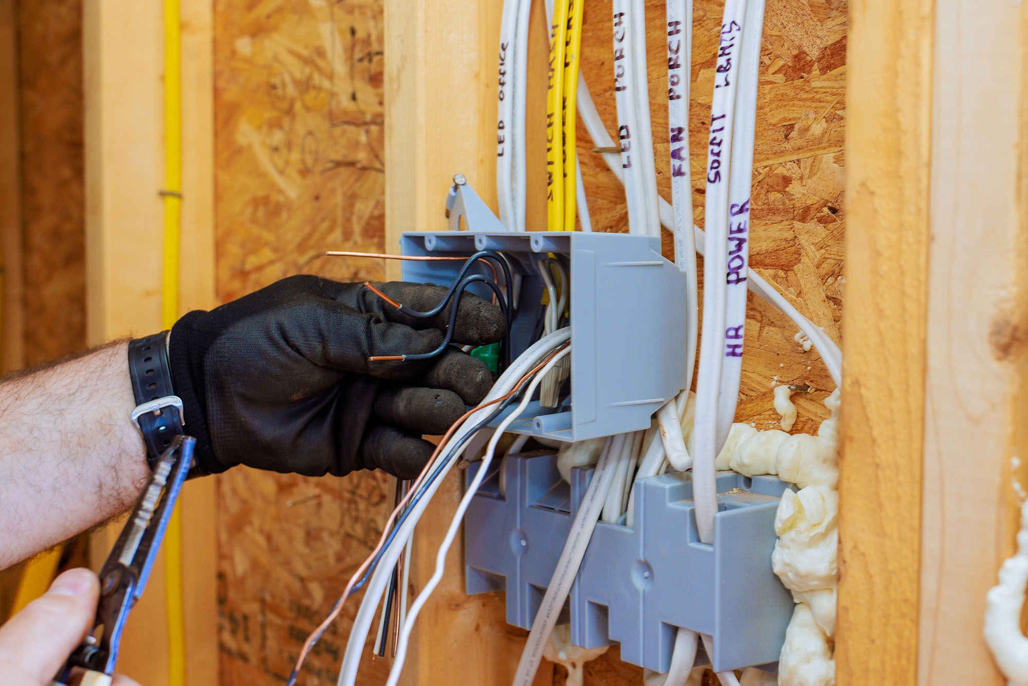 fall electrical safety checklist for homeowners